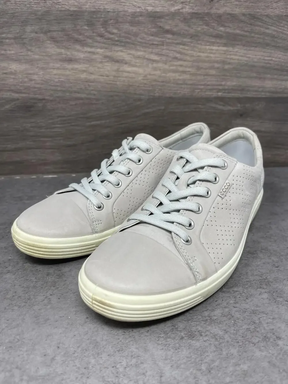 Ecco Light Gray Leather Perforated Athletic Sneakers